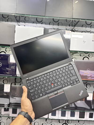 LENOVO THINKPAD X260 CORE I5 6TH GENERATION 8GB RAM 128GB SSD