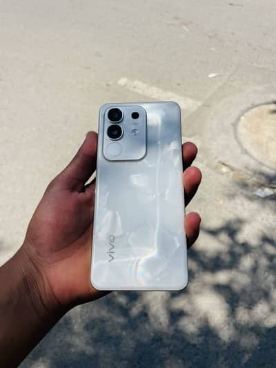 vivo y29 10/10 condition all ok