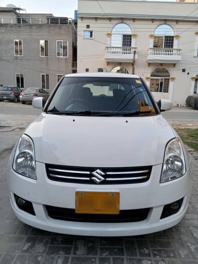 Suzuki Swift 2016 1.3 DLX Karachi Number White colour Mint Condition