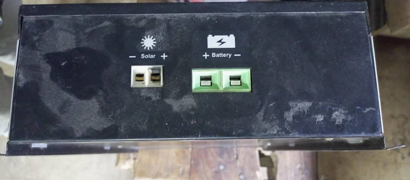 MPPT Solar charge controller 2