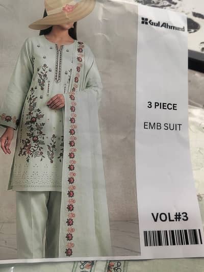 Elegant Embroidered Unstitched Suit – Premium Quality