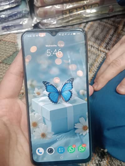 8+8/128 best bettry  2 days one charge