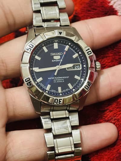 Seiko 5 sports full origional