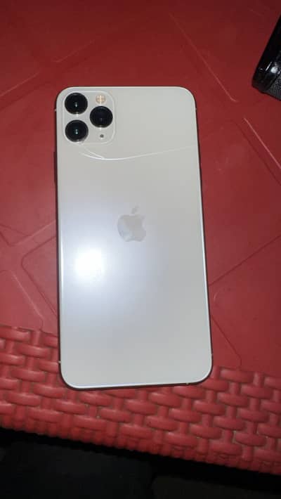 I phone pro max back torha sa cark ha JV ha full okay ha