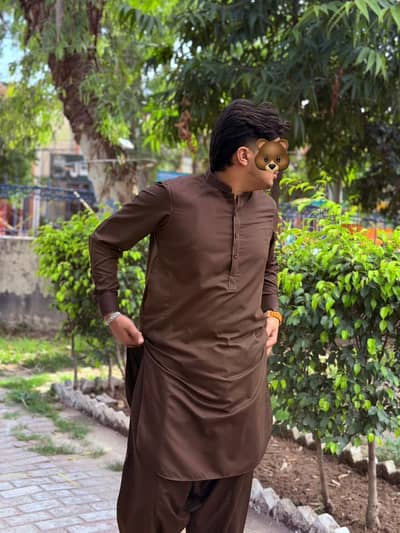 AHMAD MHR