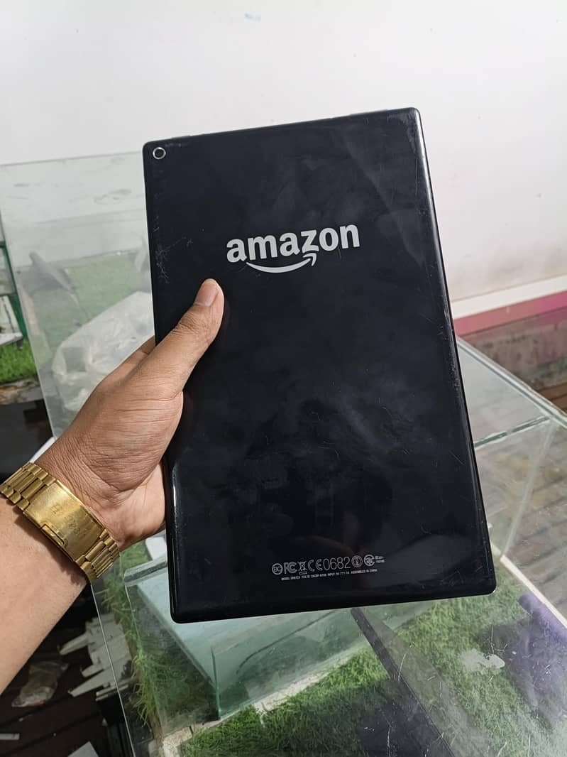 Amazon Tablet ( 10th Generation ) 3