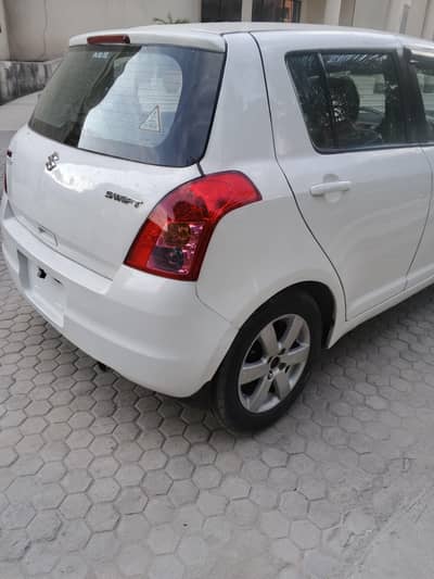 Suzuki swift 2013 automatic