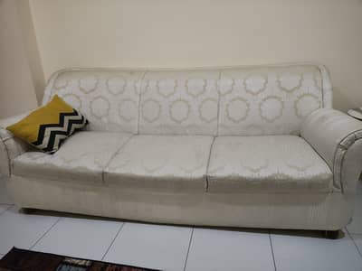 5 seater sofa urgent sell