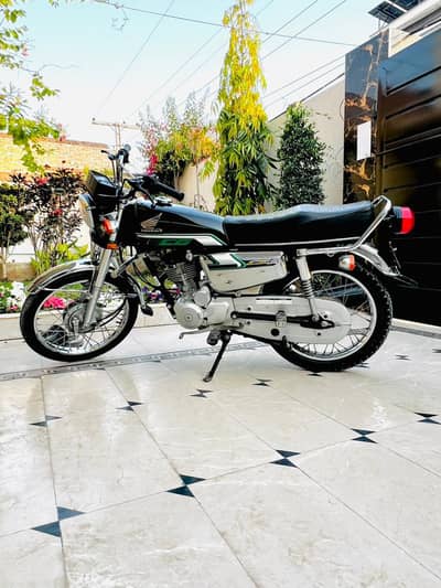 Honda 125 special edition total genuine