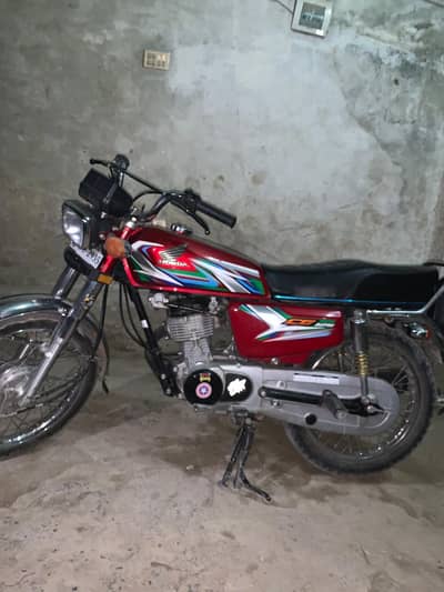 Honda 125 23 model good condition