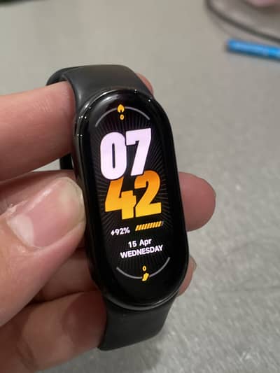 Xiaomi band 8 for sale with box and extra straps exchange possible