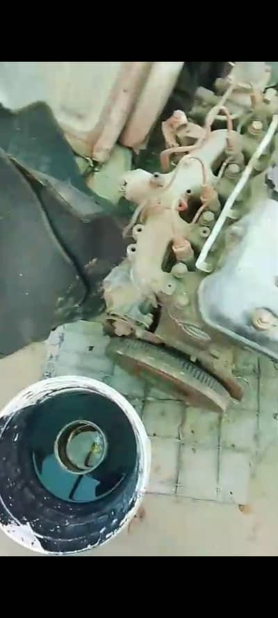 Toyota Hilux 2L engine or gear