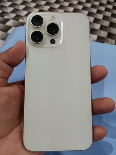 PTA Aproved 15 pro Max 10/10 . Helth 96.209 cycle