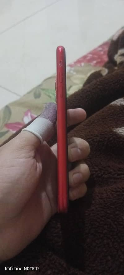 I phone 11/64 gb screen change battery change no damages