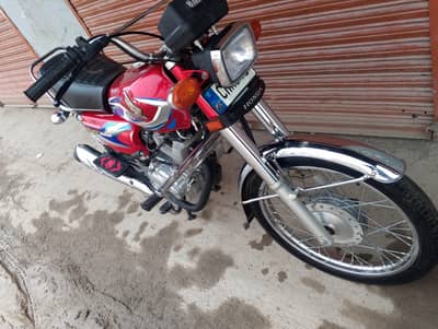 Honda 125 lush bik