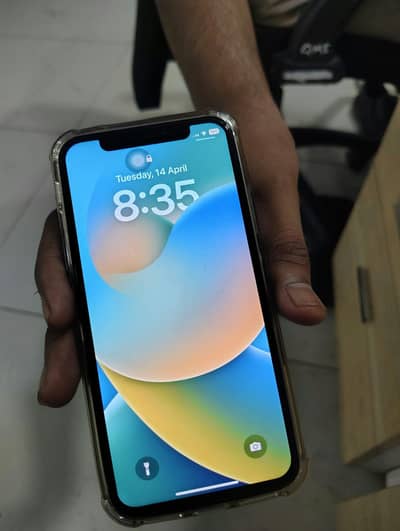 iPhone X 64GB – 100% OK Condition | New Battery | No Scratch