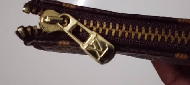 ladies travel pouch and card holder