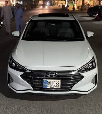 Hyundai Elantra 2•0 GLS 2022 Model