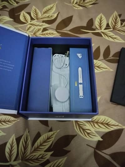 tech hunk th Titan pro max 10/10 conditon