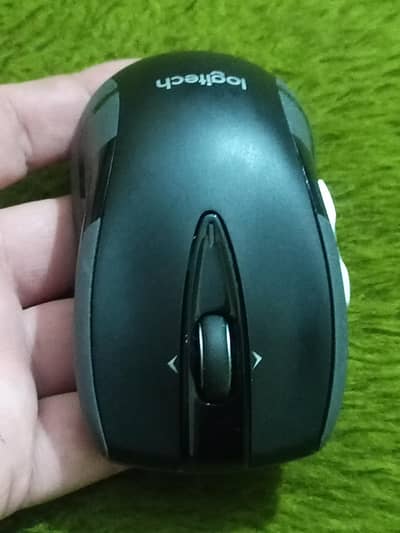 Logitech M545 Wireless Mouse