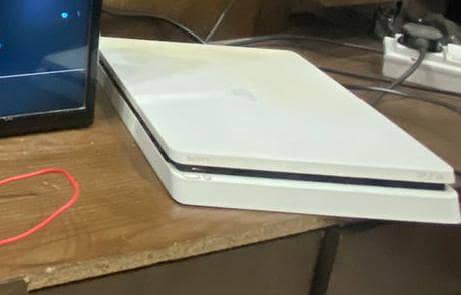 ps 4 Slim playstation 4 slim