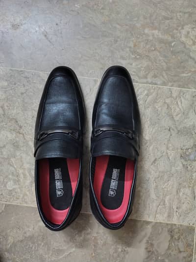 Leather shoes size 11