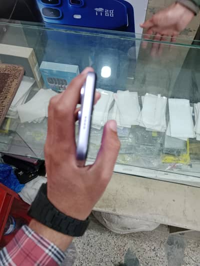 infinix hot 50i. 6 128