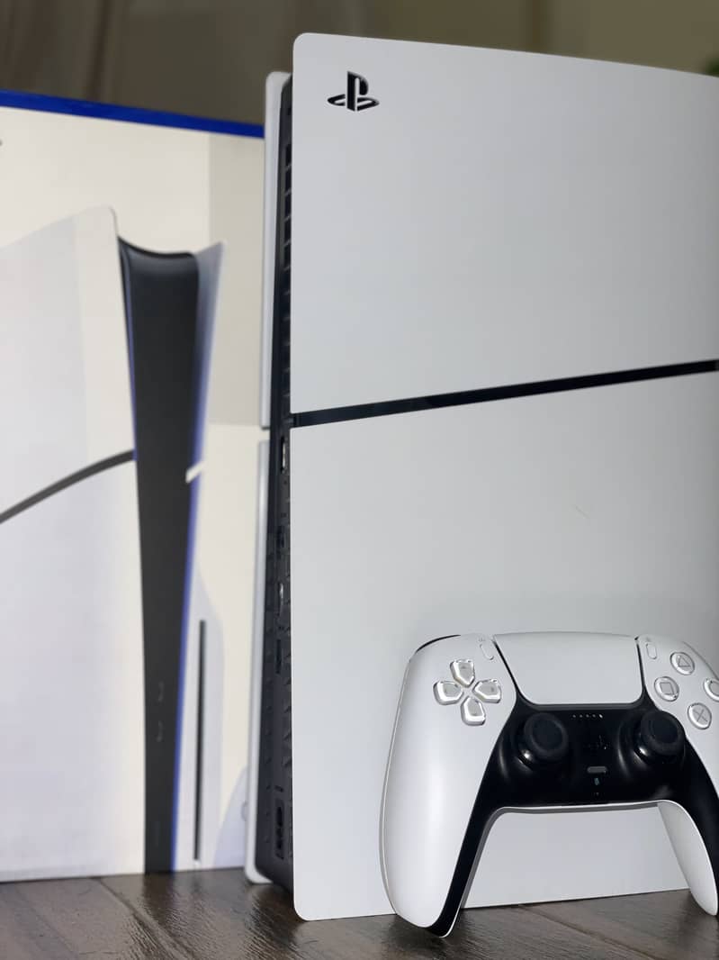 PS5 Slim Disk Edition Uk version 1