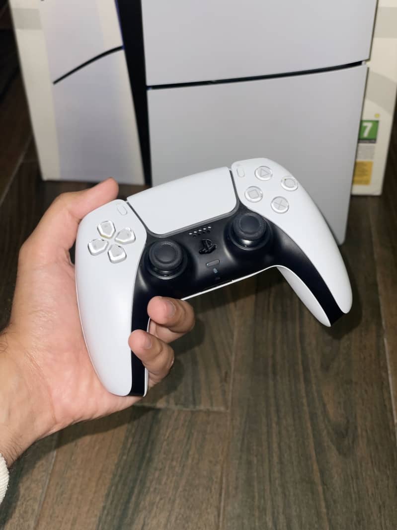 PS5 Slim Disk Edition Uk version 2