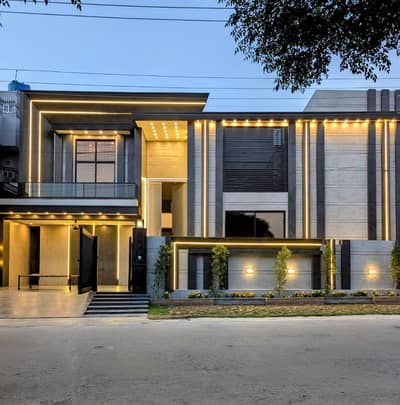 Dream Luxury Living! 1 Kanal Modern Bungalow | Grand Lobby | Limited Time Offer