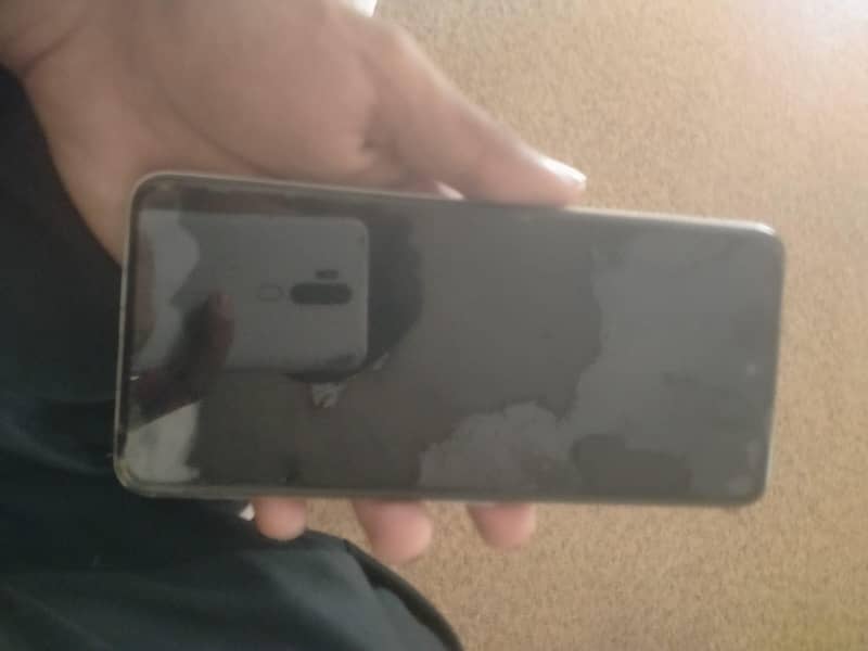 Tecno camon 18t 3