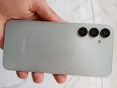 Samsung A16 8/256 new condition 2 month warranty