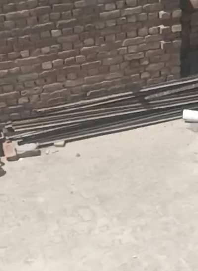 2 rooms kitchen or washroom TR Garder