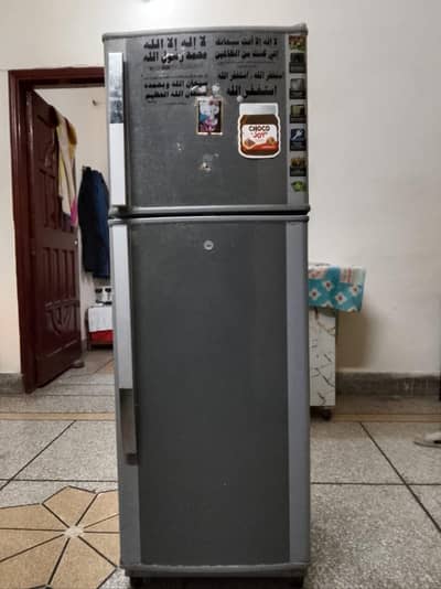 Refrigenerator Dawlence model :9144mm  good condition