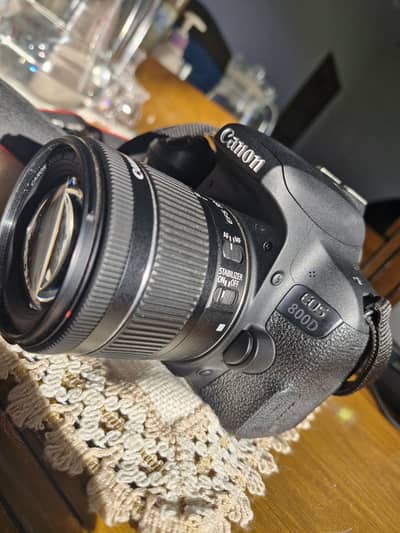 Canon EOS 800D
