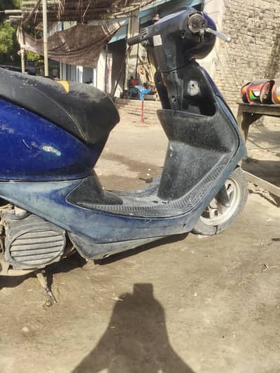 Honda 4 stock scooty