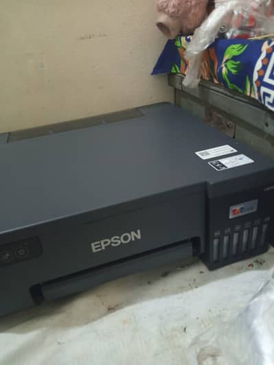 Condition 10/10  color printer and Card printing