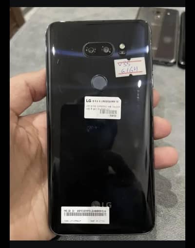 LG v35 thinq gaming and camera phone