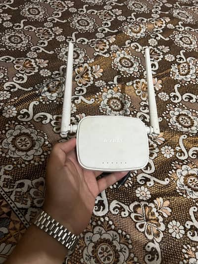 Taqriban New hai 2months use kiya hai jis ko chea rabta kr skta hai