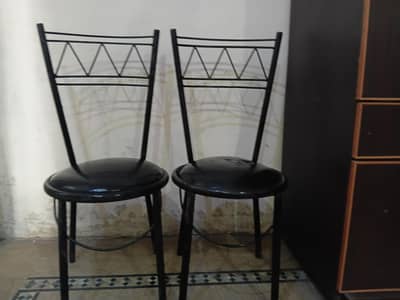 4 dining chairs