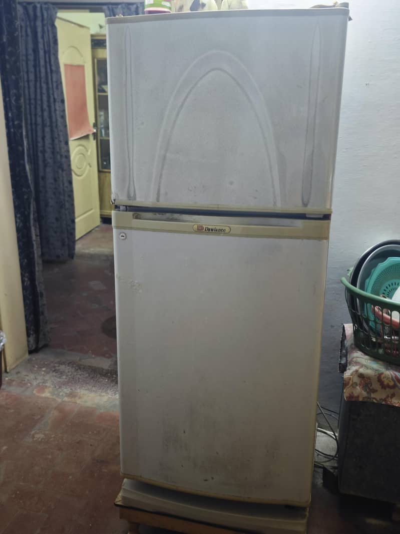 Dawlance medium size 1