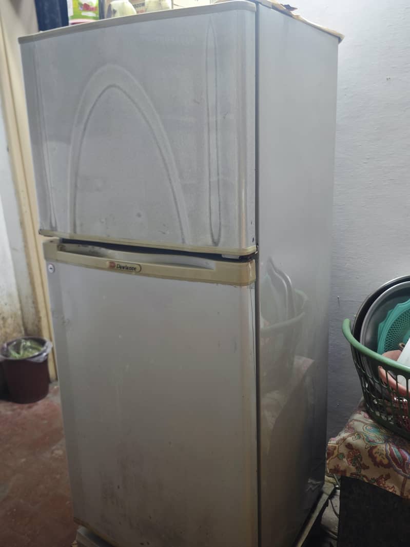 Dawlance medium size 2