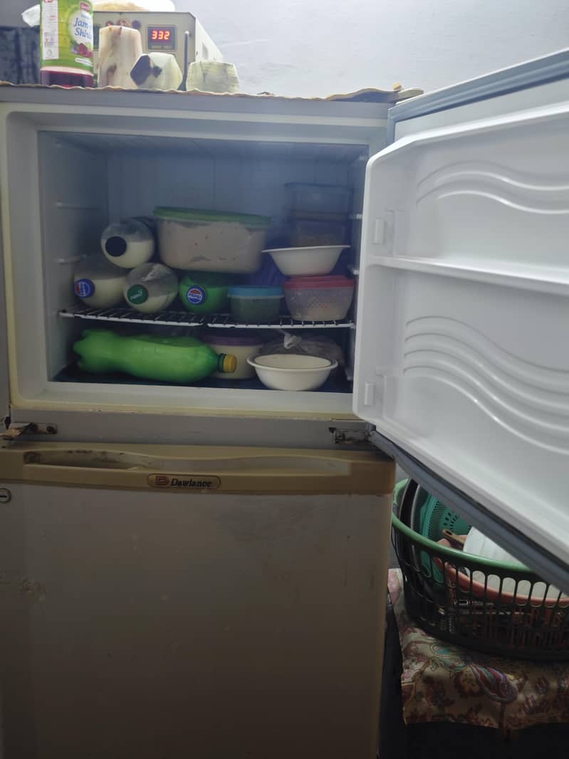 Dawlance medium size 5