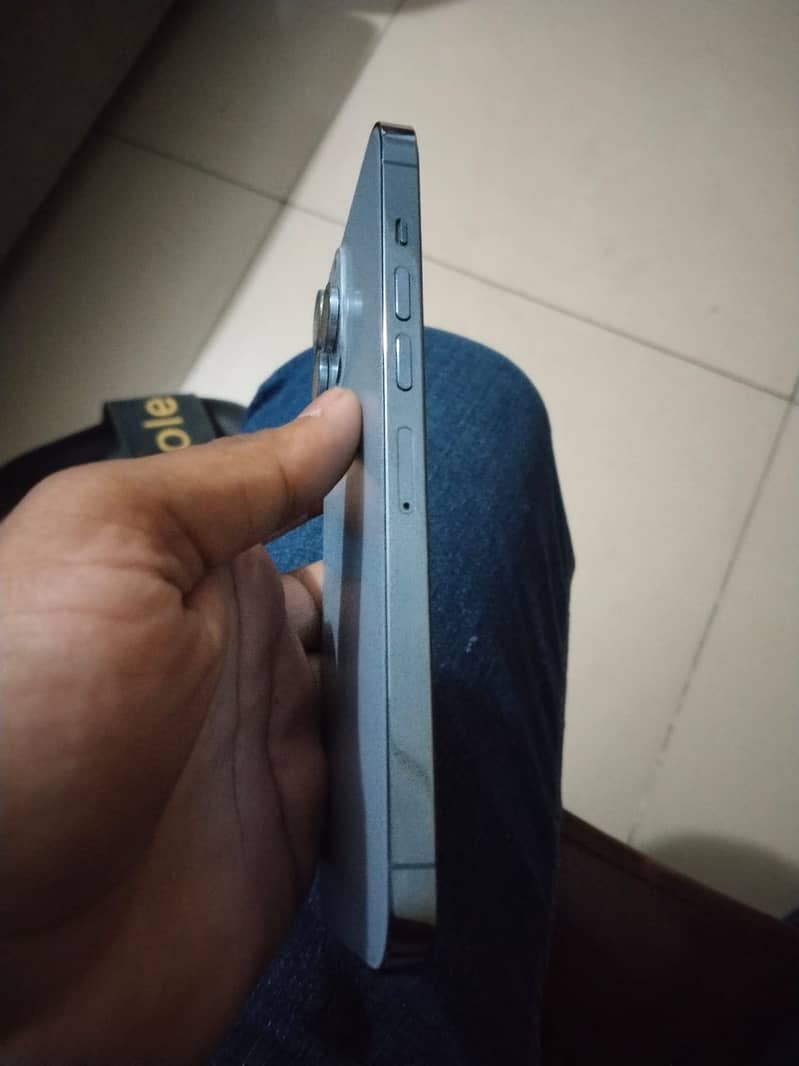 iPhone 3