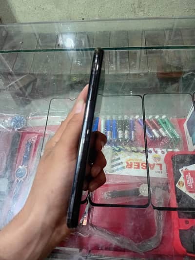 iphone xs max only back brak