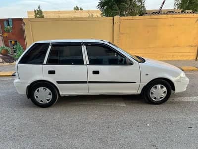 Suzuki culutus 2014 model for rent