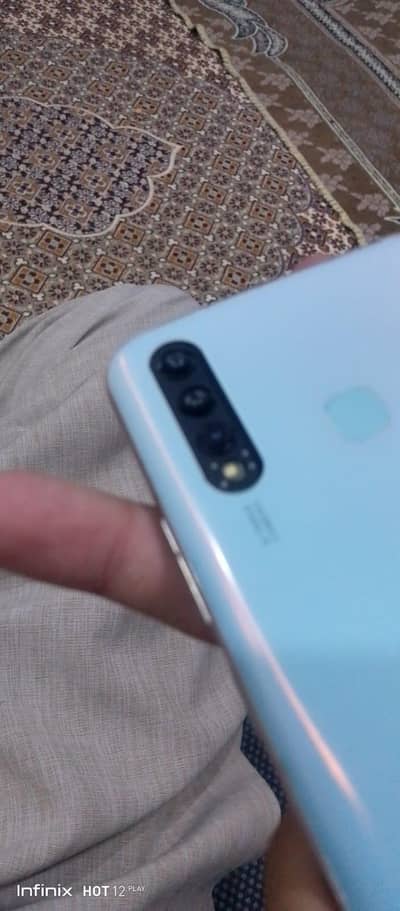 8 256 gb pta approved back camera glass Ni ha bas