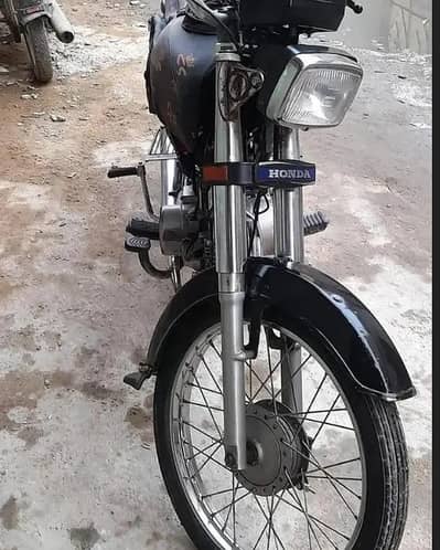 2 Bikes for rent on Daily Basis  for food panda yango indrive & Bykea