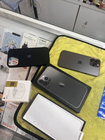 13 pro max (256)(jv) with box BH96%