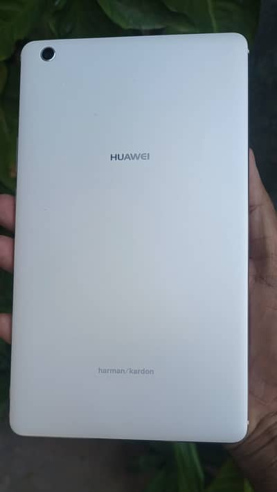 Huawei MediaPad M3 Lite S Tablet { 2 GB Ram. 16 GB Rom. 8. " Dislay }